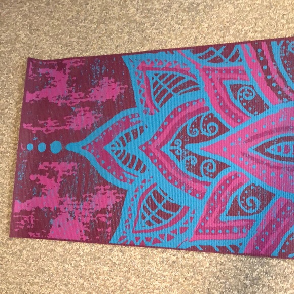 🧘♀️GAIAM🤸♀️Yoga Mat✨ - Picture 3 of 9